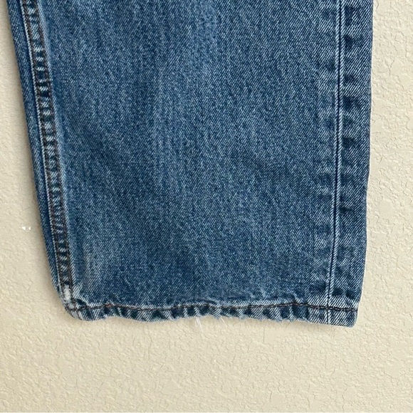 Levi’s Men’s 505 Regular Fit Straight Leg Blue Distressed Jeans - Picture 4 of 9